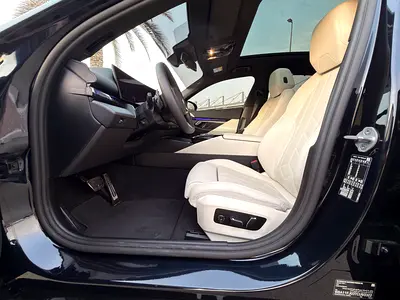 BMW 5 Series 520i M Sport, миниатюра 11