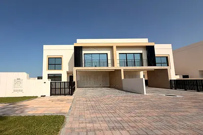 √ Corner 3XS | Rented+Refund | Landscaped √