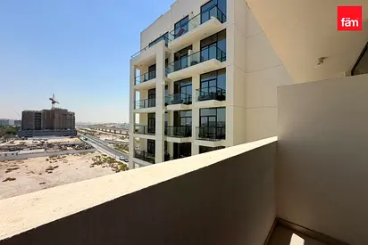 Great Amenities I Near Metro I Fully Furnished
