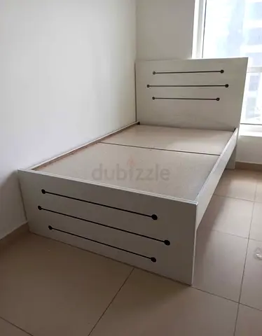 BRAND NEW SINGLE WOOD BED 120X190 CM WITH MATTRESS