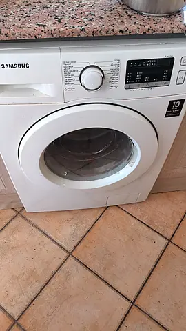 Samsung front-load washing machine - 7kg, good working condition