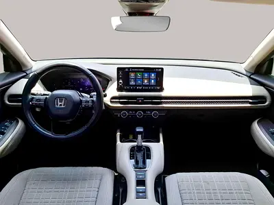 صورة 9 لـ 2023 Honda ZR-V