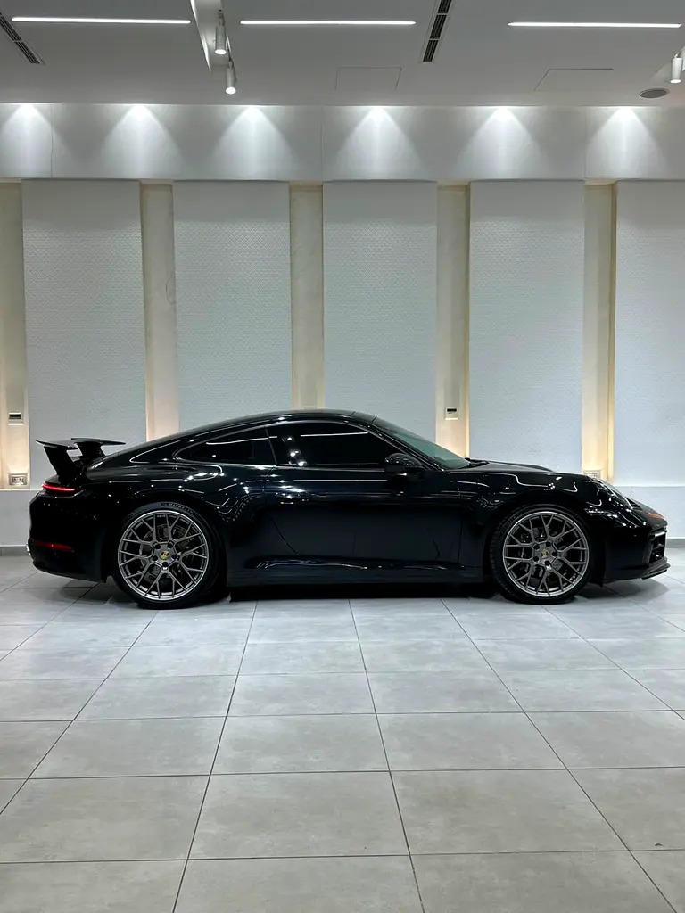 بورشه 911 2024