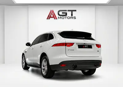 صورة 5 لـ 2019 Jaguar F-PACE