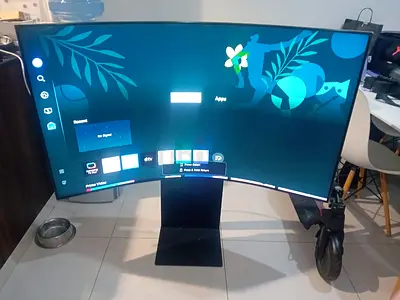 Samsung Odyssey Ark 55 curved gaming monitor that combines 4K resolution, Quantum Mini-LED technolog