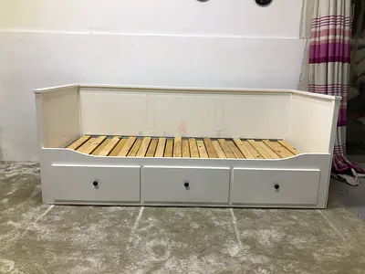 IKEA HEMNES day bed frame with 3-drawer