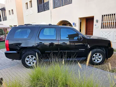 GMC Yukon SLE 2013 | GCC Specs | Fair Condition