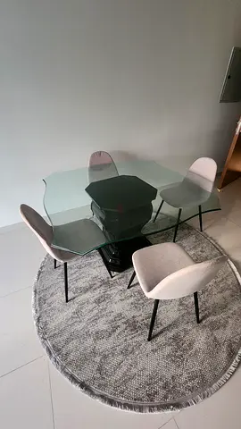 Dinning table