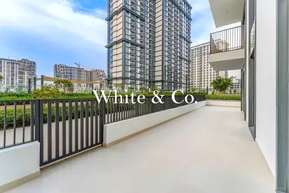 Vacant Unit | Large Terrace | Pool View