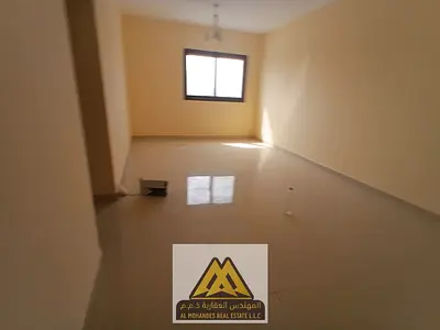 Upscale family apartment with premium finishes and a prime location, including free maintenance and flexible payment options.