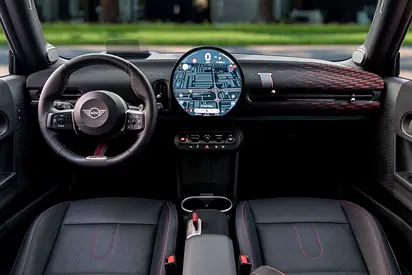 صورة 8 لـ 2025 MINI COOPER
