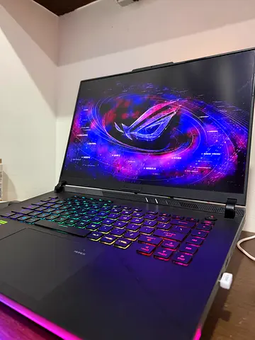 Rog strix gaming laptop