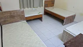 LADIES BED SPACE AVAILABLE