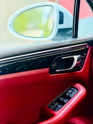 2015 Porsche MACAN 缩略图 14