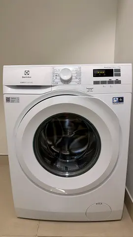 Brand New Electrolux PerfectCare 600 Washing Machine (7kg) - Unused!