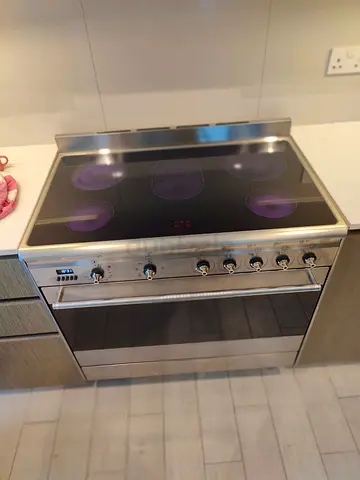 Smeg Electric ceramic cooking range 90x60cm