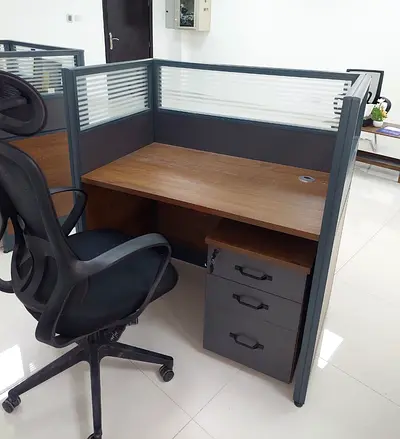 Office Workstation Cubicle with Pedestal & Ergonomic Chair – Excellent Condition