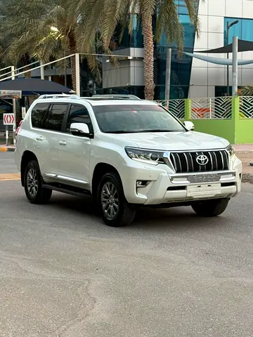 Pristine Toyota Prado VXR 2018 | GCC Specs | Fully Loaded