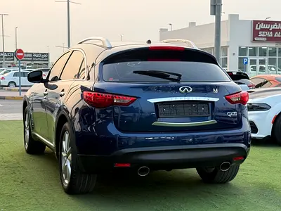 2017 Infiniti QX70 — фото 6