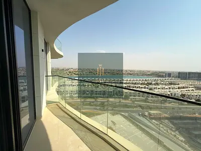 طابق مرتفع | إطلالة على الفلل والبحيرة | غرفة نوم واسعة | باي ريزيدنسز