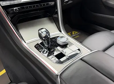 صورة 10 لـ 2019 BMW 8-SERIES