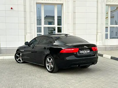 صورة 7 لـ 2016 Jaguar XE