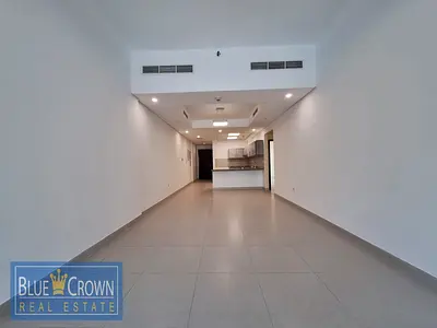 One Month Free/ Luxury Apartment/ Close metro