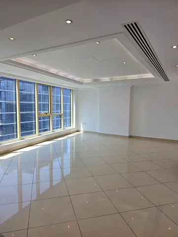 Huge 5br+Maids+Storage! Great Layout! Perfect Deal