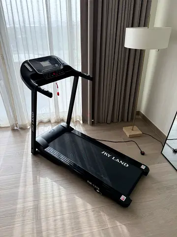 SKY LAND Folding Treadmill - excellent condition