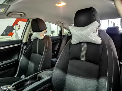 2016 Honda CIVIC thumbnail 9