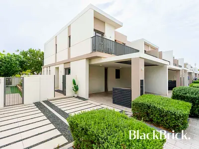 Single Row | Available 15th September | Landscaped