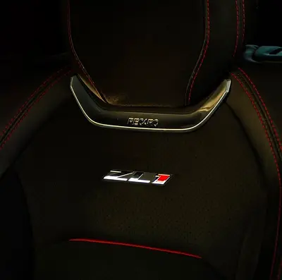 2019 Chevrolet CAMARO — фото 10