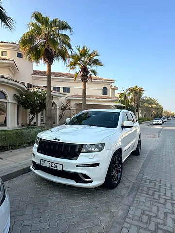 Jeep Grand Cherokee SRT 2013 GCC Specs