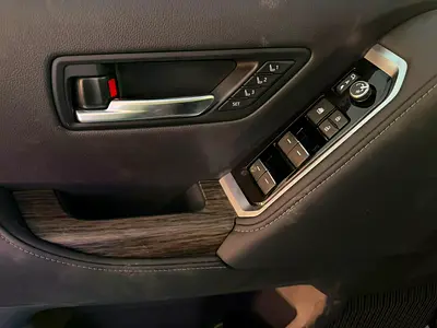 2026 Toyota LAND CRUISER 照片 5