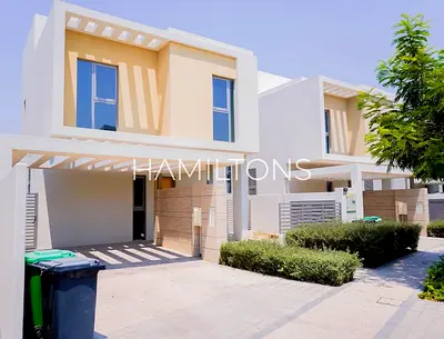 Smart Investment | Spacious Villa in a Prime Address | Resale