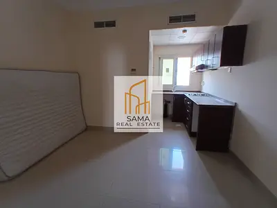 Hot offer family studio with wardrobe close to safari shopping 🛍 mall only 20k muwaileh