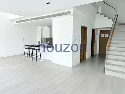 Newly Renovated Duplex 2BR+M/R | Burj Khalifa View