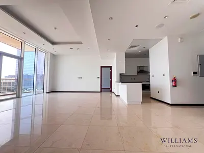 VACANT | UNFURNISHED | SEA VIEW