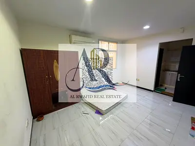 استوديو واسع للإيجار السنوي في منطقة العالية – عجمان