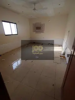 Spacious 3-bedroom Arabic-style house with a living room in Al-Shaabiya Al-Hamra, offered at a great