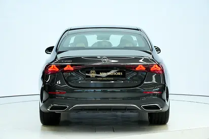 Mercedes-Benz E-Class E 200, миниатюра 5