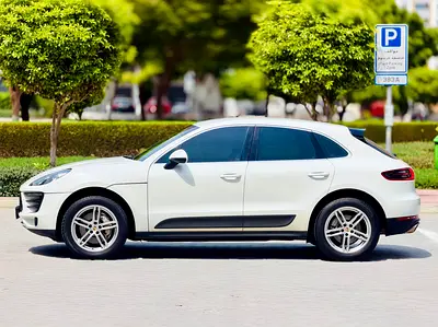 2015 Porsche MACAN photo 8