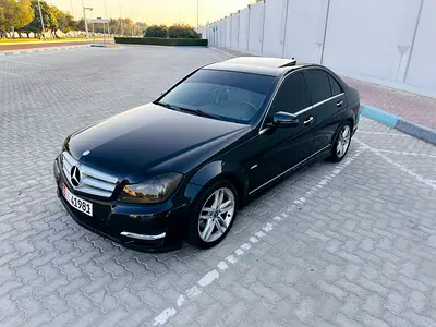 Urgent c250 model 2012 full option very clean no issue