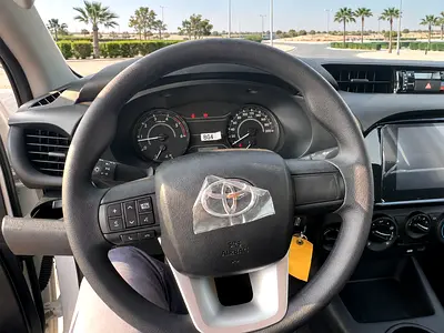 صورة 10 لـ 2026 Toyota HILUX
