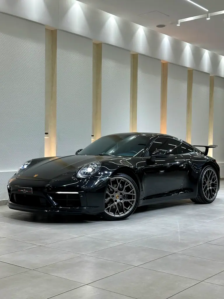 بورشه 911 2024