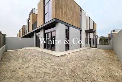 Large Plot | Investment | Multiple Options
