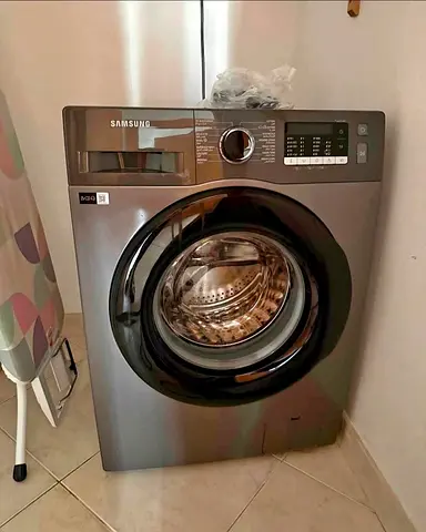 Free delivery Samsung Front Load 8 kg Washing Machine - Good Condition