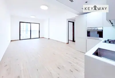 1BR+Study | 973 sqft | Prime Location | Vacant Now