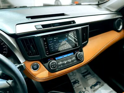 2016 Toyota RAV 4 — фото 13