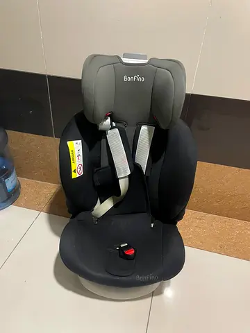Bonfino convertible child car seat - used, good condition